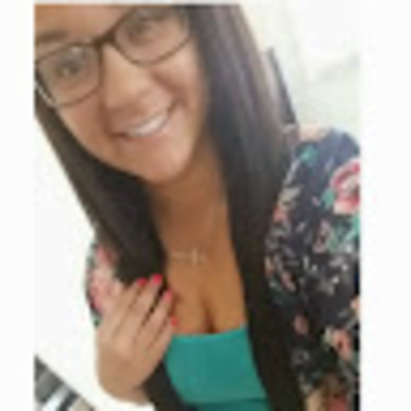 Meet your Posher, Silvia - Picture 1 of 1